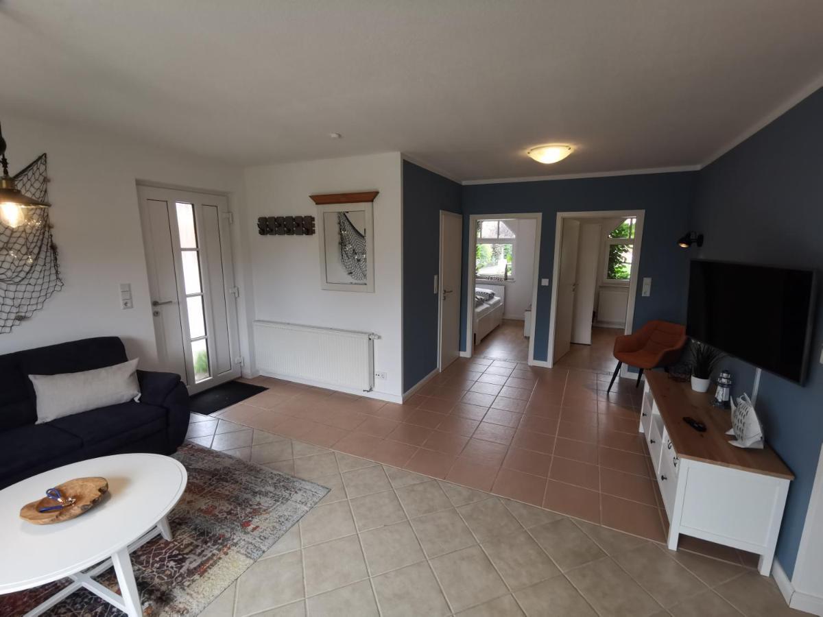 Steuerbord Apartment Neuharlingersiel Bagian luar foto
